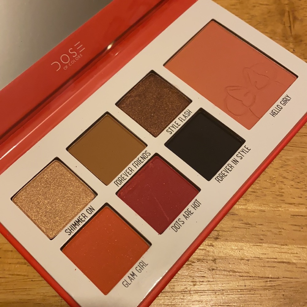 Limited Edition Dose of colors x Disney Eyeshadow Palette